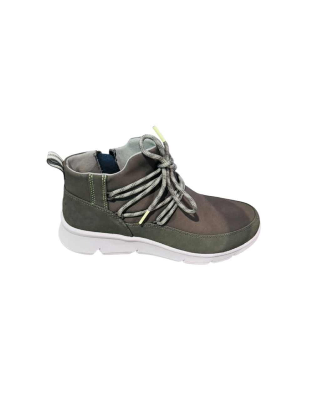 Women's Ryka Green Athleticboots Size 8 with White Soles